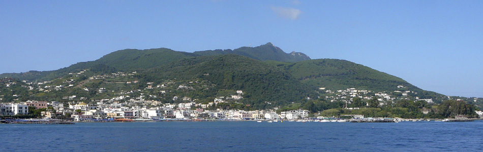 Ischia. Blick auf den Epomeo