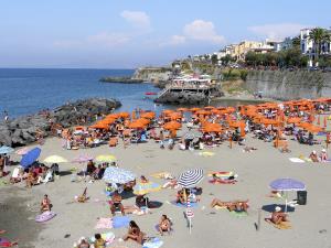 Ischia. Strandleben